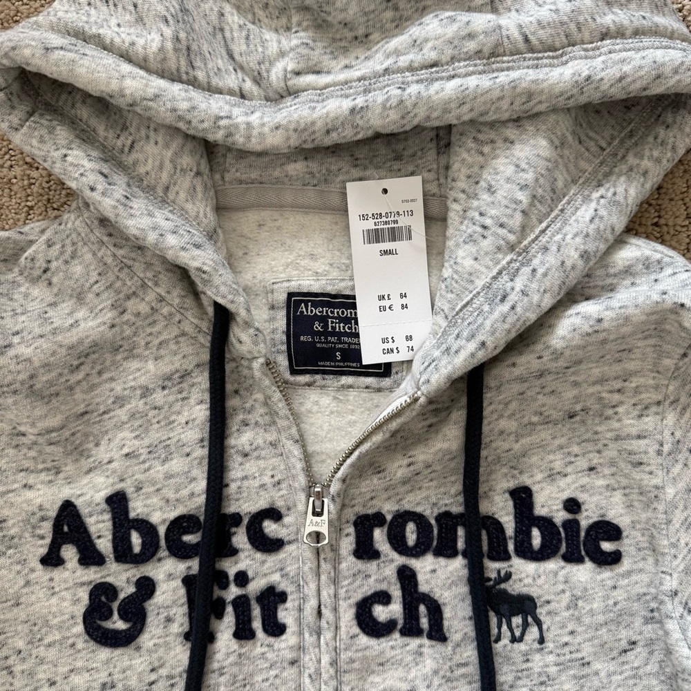 Abercrombie & Fitch Hoodie - Picture 2 of 4